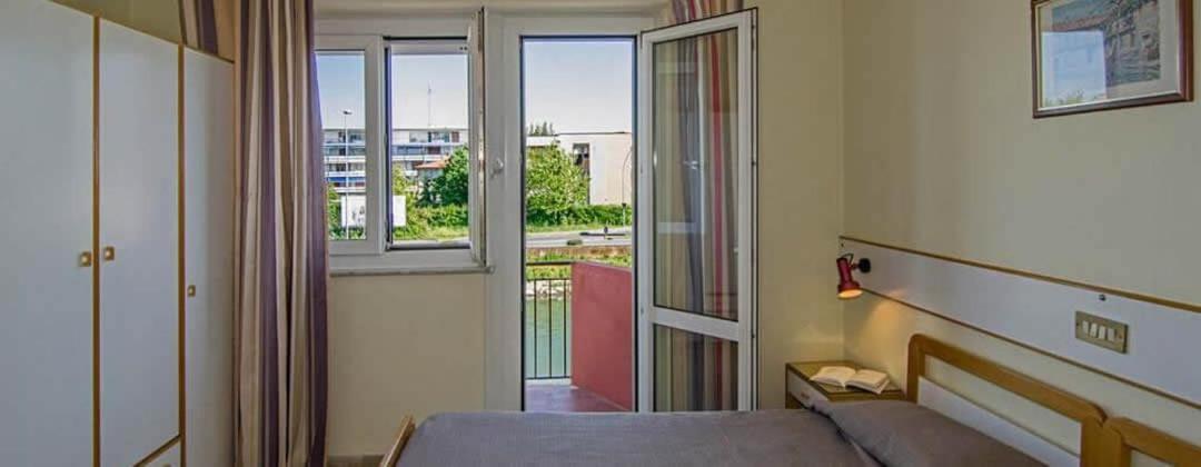 Hotel Laurin ليدو دي كامايوري المظهر الخارجي الصورة